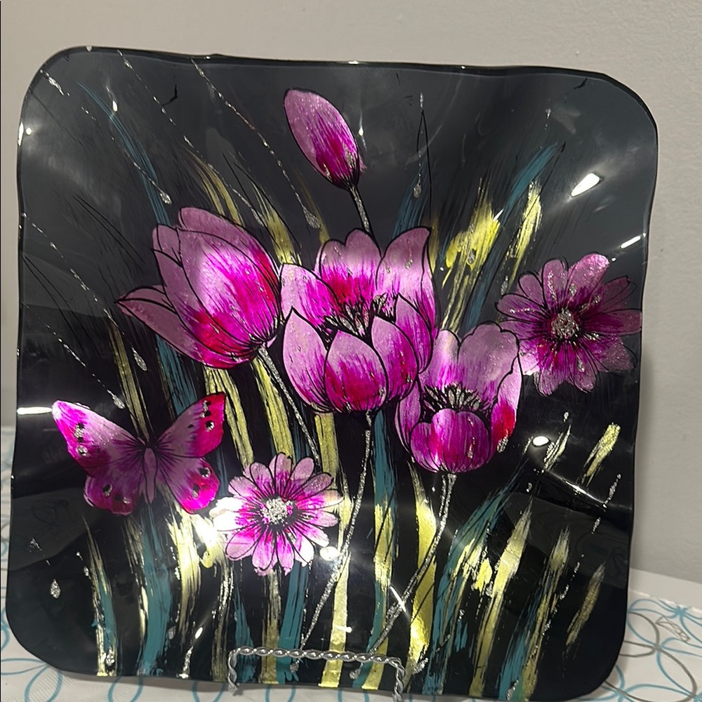 Floral Glass Art Plate with Pink and Black Design.  One small spot paint chip